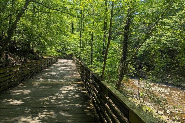 31 Pointe SE Terrace, Atlanta, GA 30339