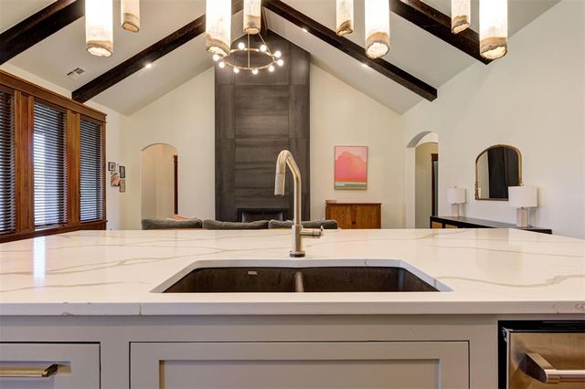 11805 Glenhurst Boulevard, Oklahoma City, OK 73162