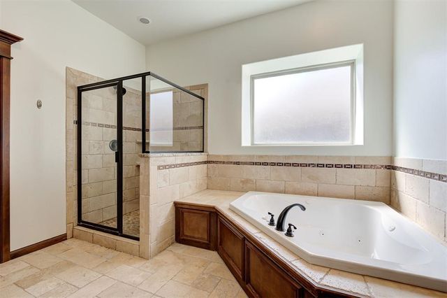 11805 Glenhurst Boulevard, Oklahoma City, OK 73162