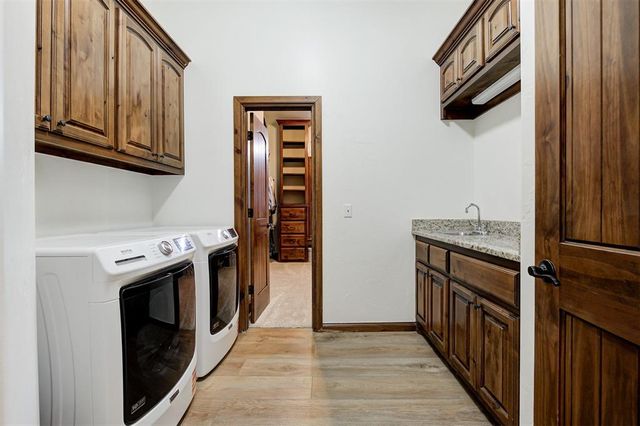 11805 Glenhurst Boulevard, Oklahoma City, OK 73162