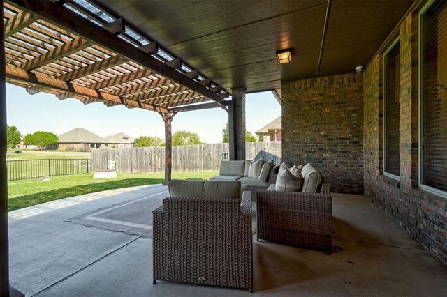 11805 Glenhurst Boulevard, Oklahoma City, OK 73162