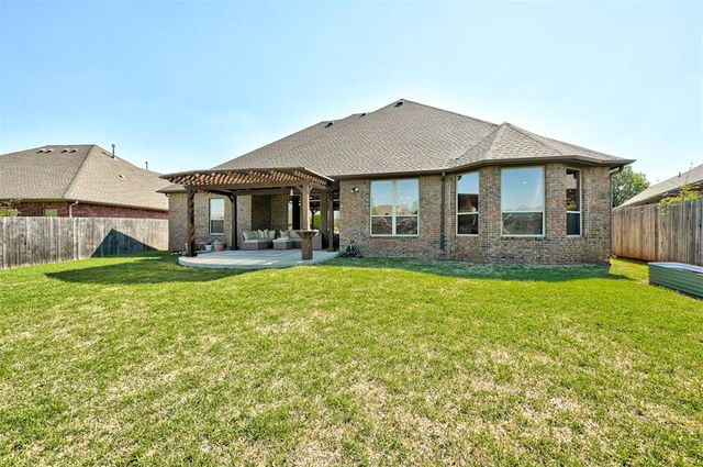 11805 Glenhurst Boulevard, Oklahoma City, OK 73162