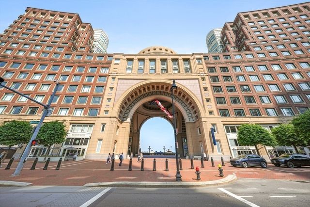 10 Rowes Wharf 1201, Boston, MA 02110