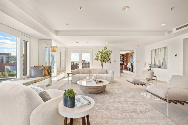 10 Rowes Wharf 1201, Boston, MA 02110