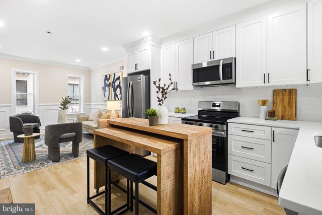 1542 S BAMBREY ST, Philadelphia, PA 19146