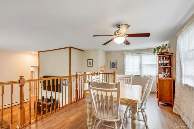 10 Brian Drive, East Islip, NY 11730