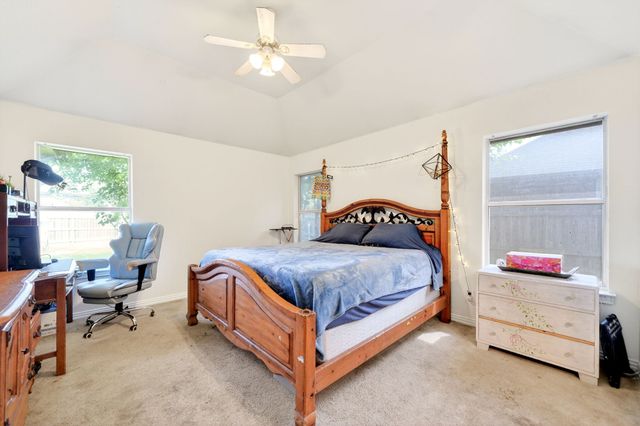 1608 Shelley Lane, Cleburne, TX 76033