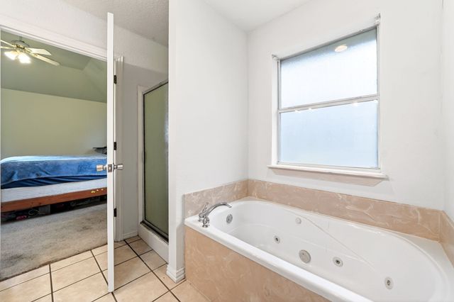 1608 Shelley Lane, Cleburne, TX 76033