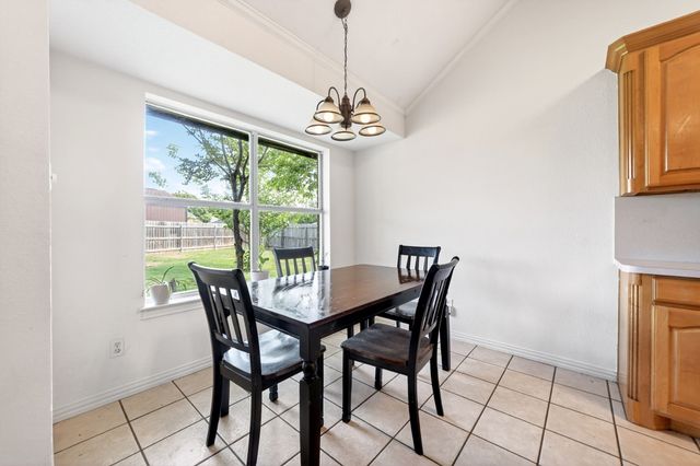 1608 Shelley Lane, Cleburne, TX 76033