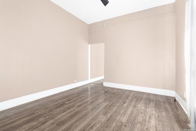 127 DIMMIT ST, San Antonio, TX 78223