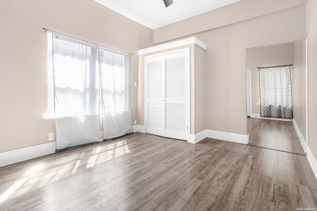 127 DIMMIT ST, San Antonio, TX 78223