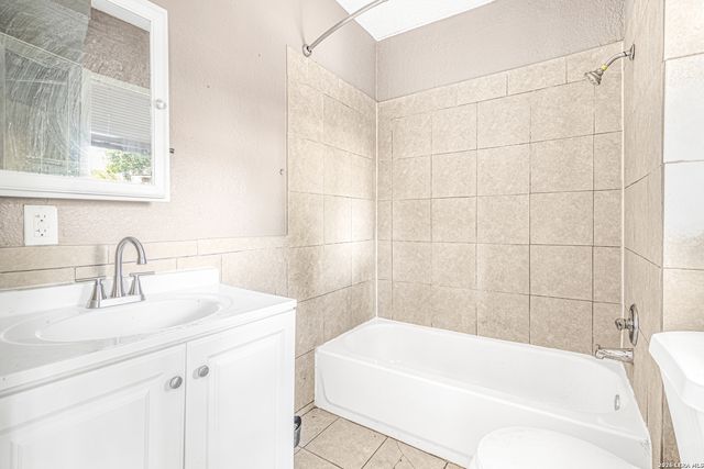 127 DIMMIT ST, San Antonio, TX 78223