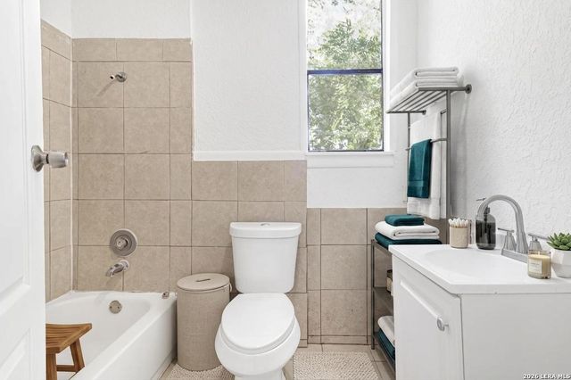 127 DIMMIT ST, San Antonio, TX 78223