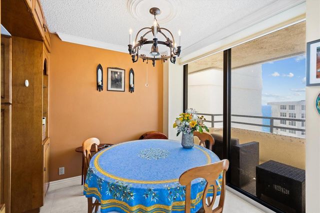 3560 S Ocean Boulevard 909, South Palm Beach, FL 33480