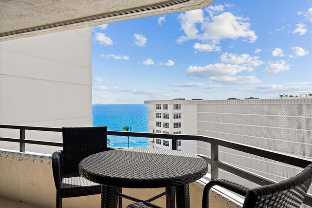 3560 S Ocean Boulevard 909, South Palm Beach, FL 33480