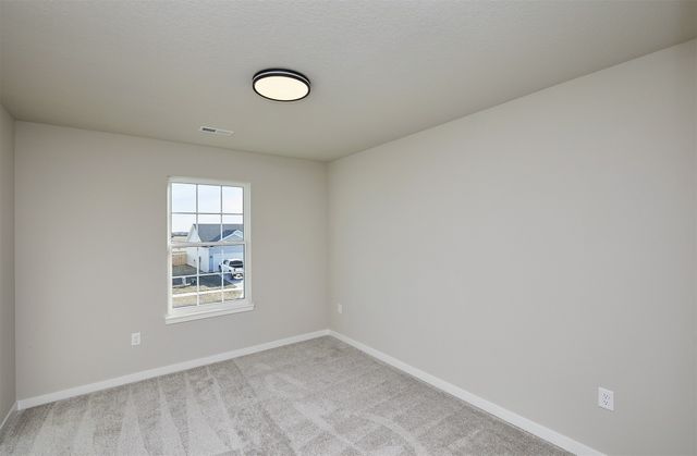 1216 Featherstone Avenue NE, Bondurant, IA 50035