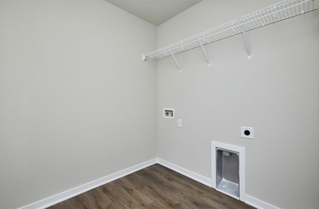 1216 Featherstone Avenue NE, Bondurant, IA 50035