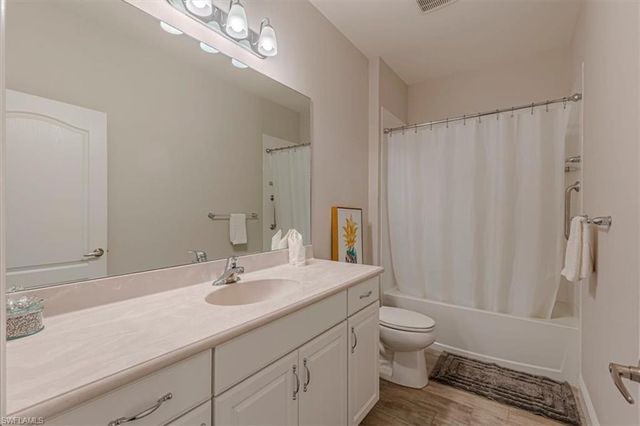 2321 Ariane DR, Naples, FL 34112