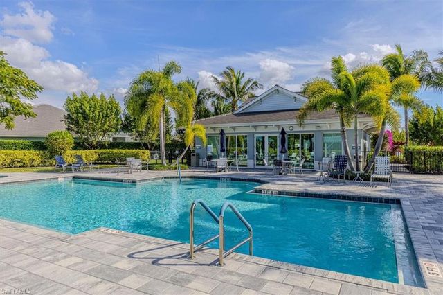 2321 Ariane DR, Naples, FL 34112