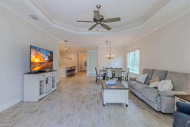 2321 Ariane DR, Naples, FL 34112