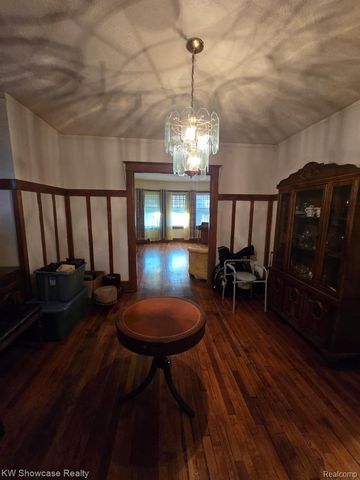 917 Burlingame Street, Detroit, MI 48202