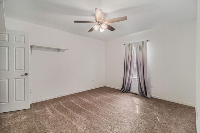 2352 Four Seasons Parkway, Crown Point, IN 46307