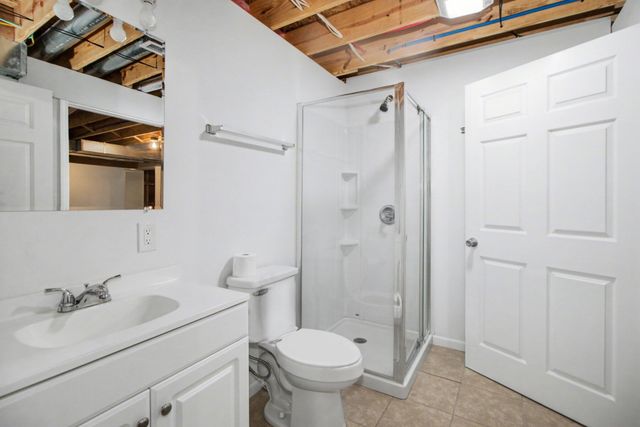 2352 Four Seasons Parkway, Crown Point, IN 46307