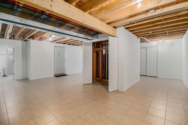 2352 Four Seasons Parkway, Crown Point, IN 46307