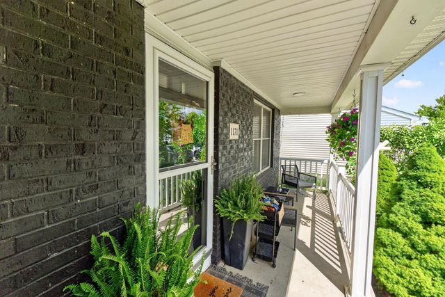 1171 Deansway Drive, Pataskala, OH 43062