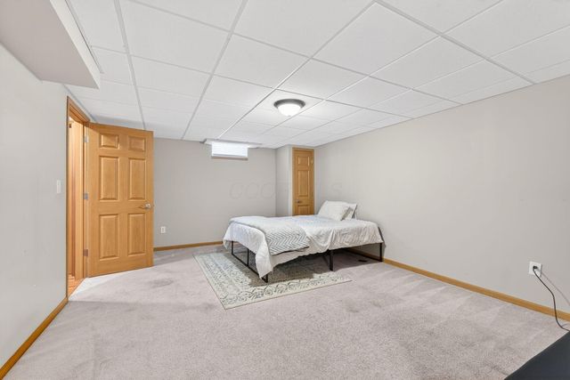 1171 Deansway Drive, Pataskala, OH 43062