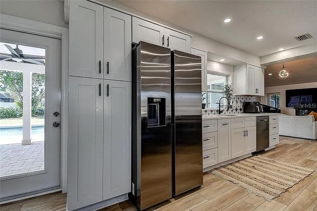 4723 THOMAS HOBY PLACE, Sarasota, FL 34241