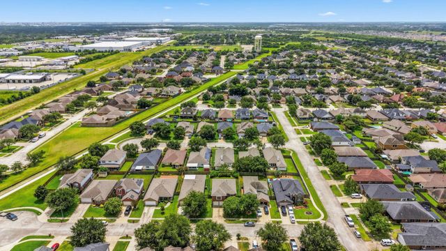 2609 Los Alamos Circle, Deer Park, TX 77536