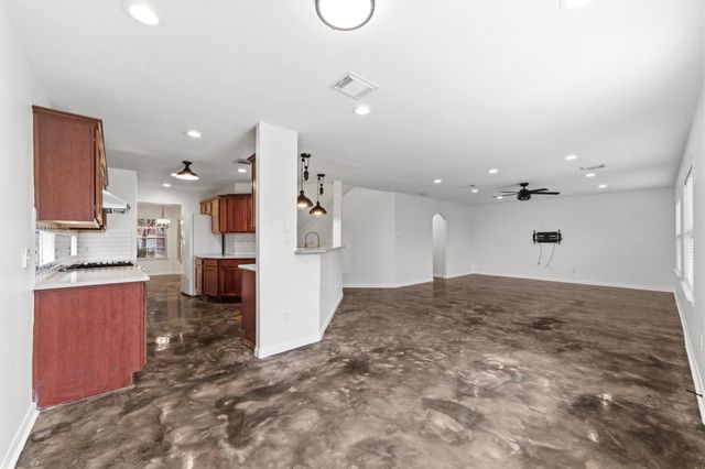 2609 Los Alamos Circle, Deer Park, TX 77536