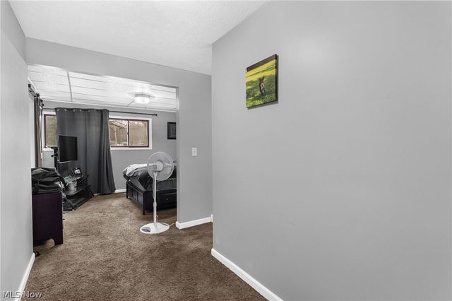 5950 Mount Everett Road, Hubbard, OH 44425