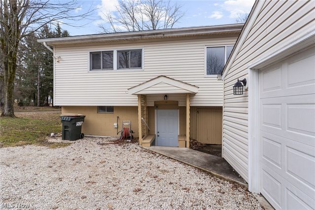 5950 Mount Everett Road, Hubbard, OH 44425