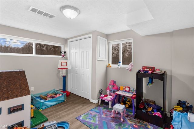 5950 Mount Everett Road, Hubbard, OH 44425