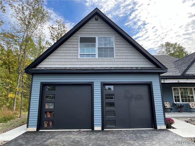 595 Seneca Road, Evans, NY 14006