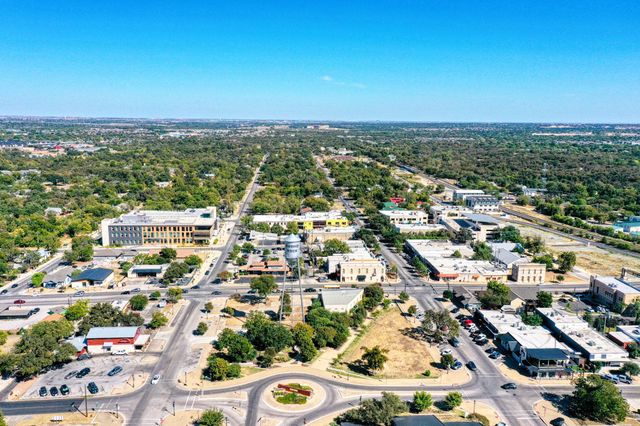403 W Anderson Ave, Round Rock, TX 78664
