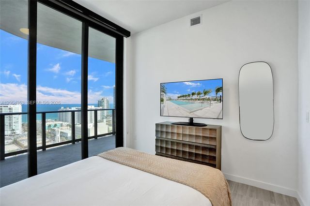 580 72nd Street 1702, Miami Beach, FL 33141