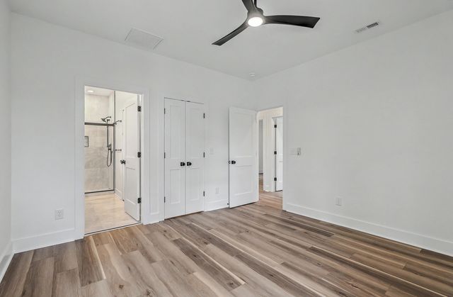 921 Main Street, Charleston, SC 29407