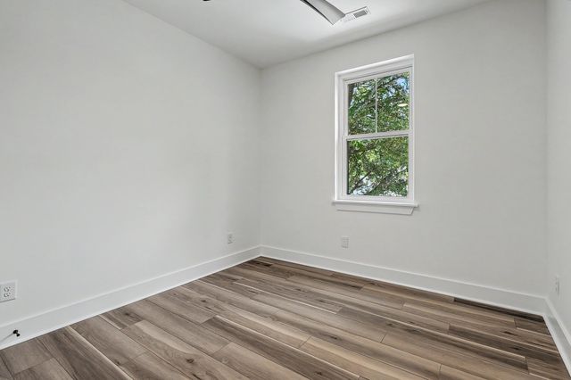 921 Main Street, Charleston, SC 29407