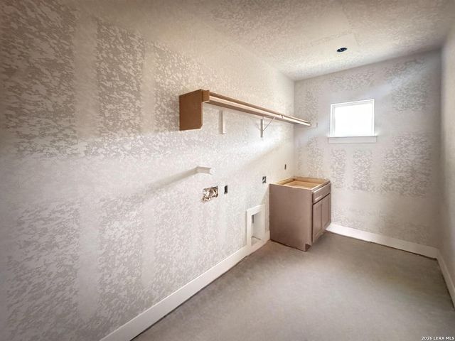 10707 Chestnut Warbler, New Braunfels, TX 78132