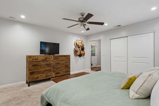 1129 Armstrong Avenue, Charleston, SC 29407