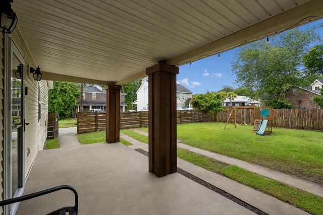 1129 Armstrong Avenue, Charleston, SC 29407