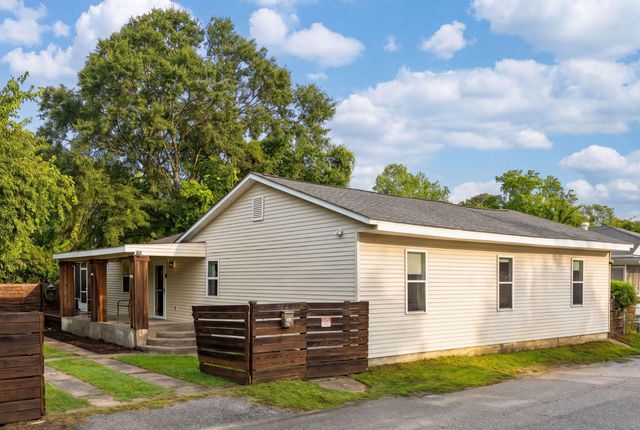 1129 Armstrong Avenue, Charleston, SC 29407
