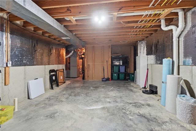 10613 Toucan Street, Miami Twp, OH 45342