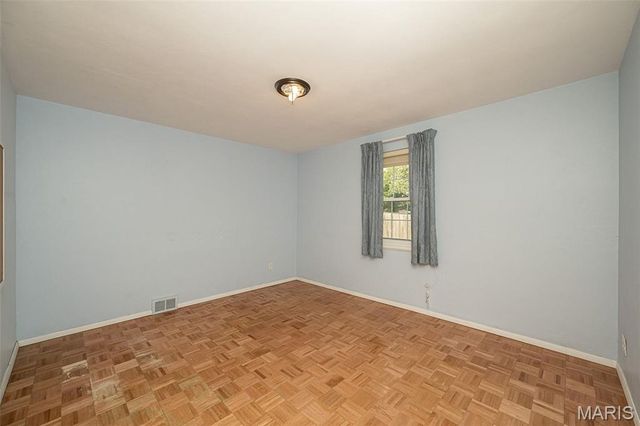 68 Mar El Court, Ellisville, MO 63011