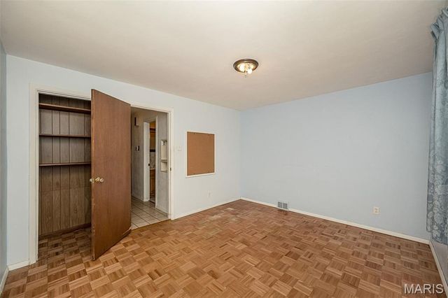 68 Mar El Court, Ellisville, MO 63011