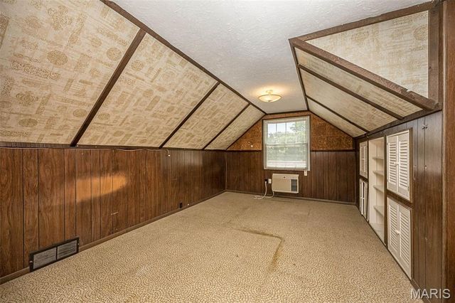 68 Mar El Court, Ellisville, MO 63011