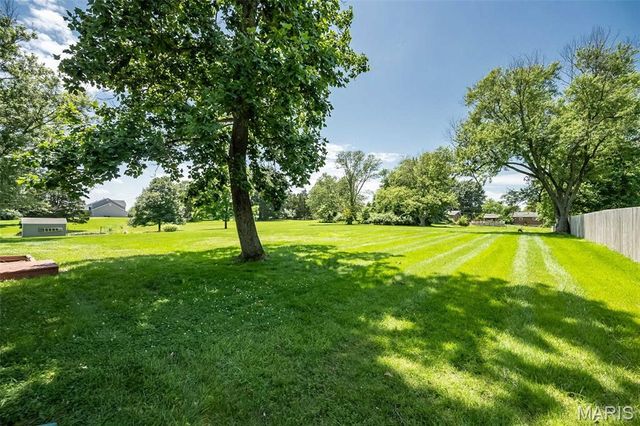 68 Mar El Court, Ellisville, MO 63011
